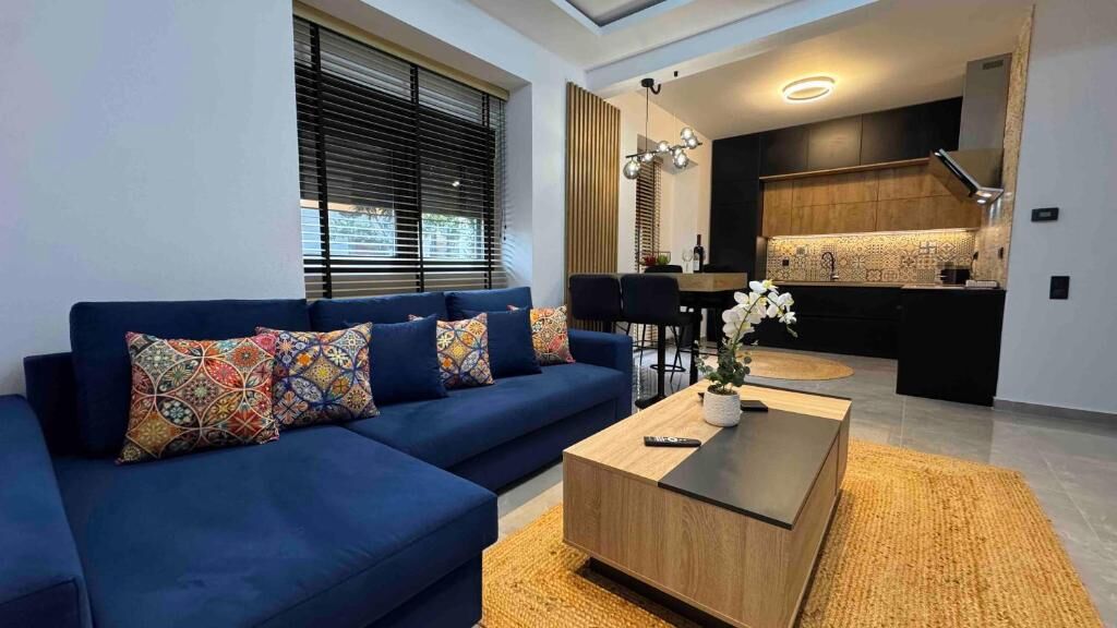 George Suite, Nikiti, Sithonia