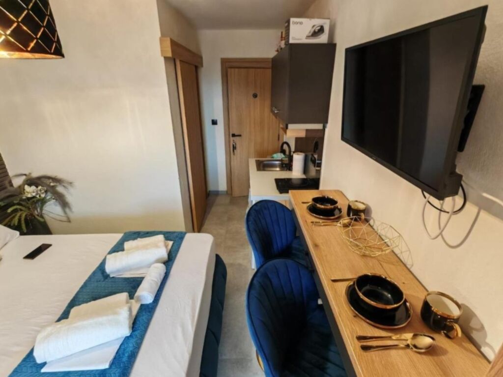 Royal Studio, Paralia Katerini, Pieria