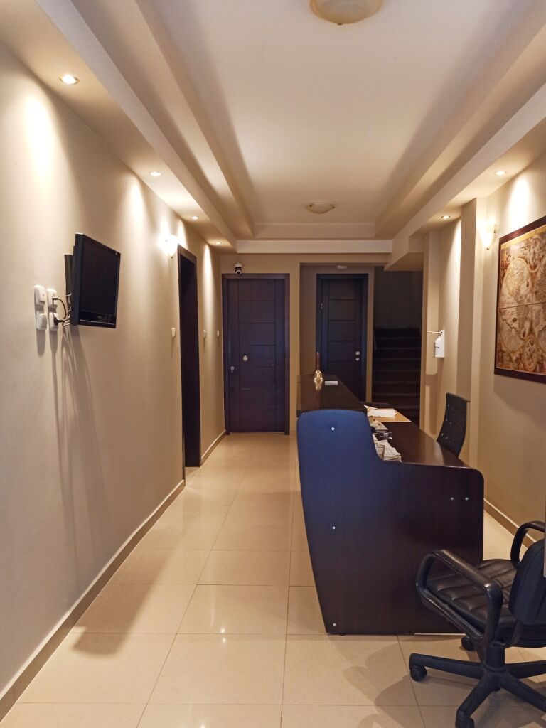 Seventeen Rooms, Perea, Thessaloniki