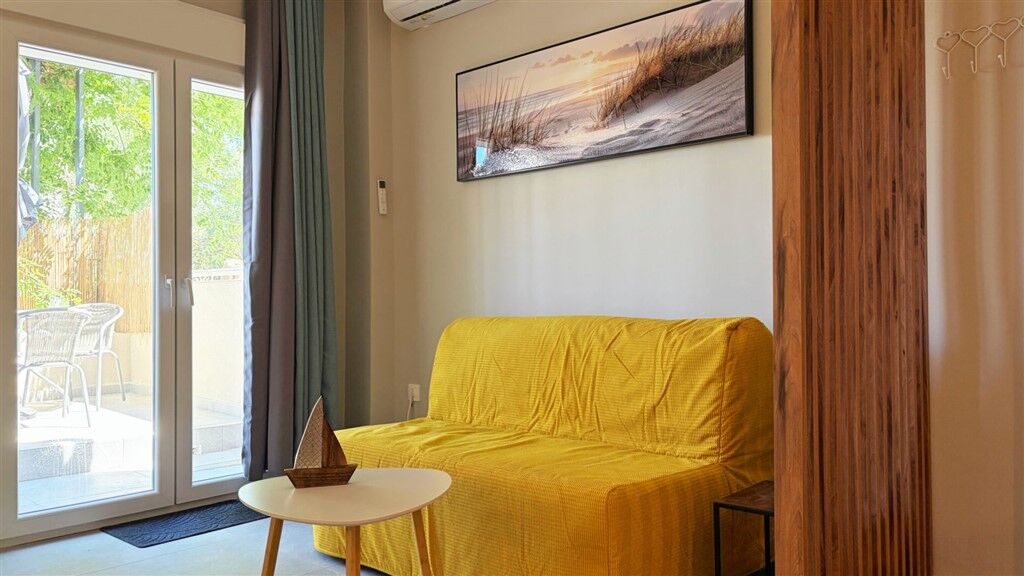 Magdalena Elegant Studios, Nei Epivates, Thessaloniki