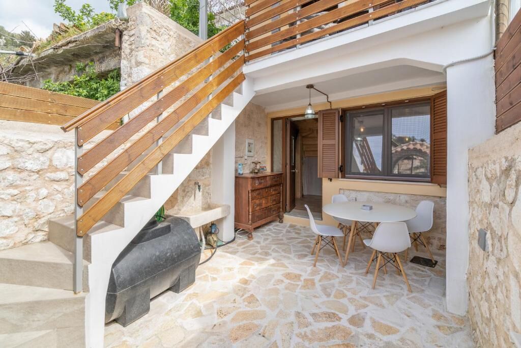 Maniaveta's House, Exanthia, Lefkada