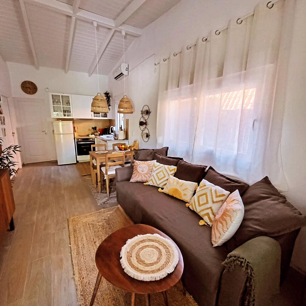 Velmare Villa, Nea Kallikratia, Kassandra, Ilios