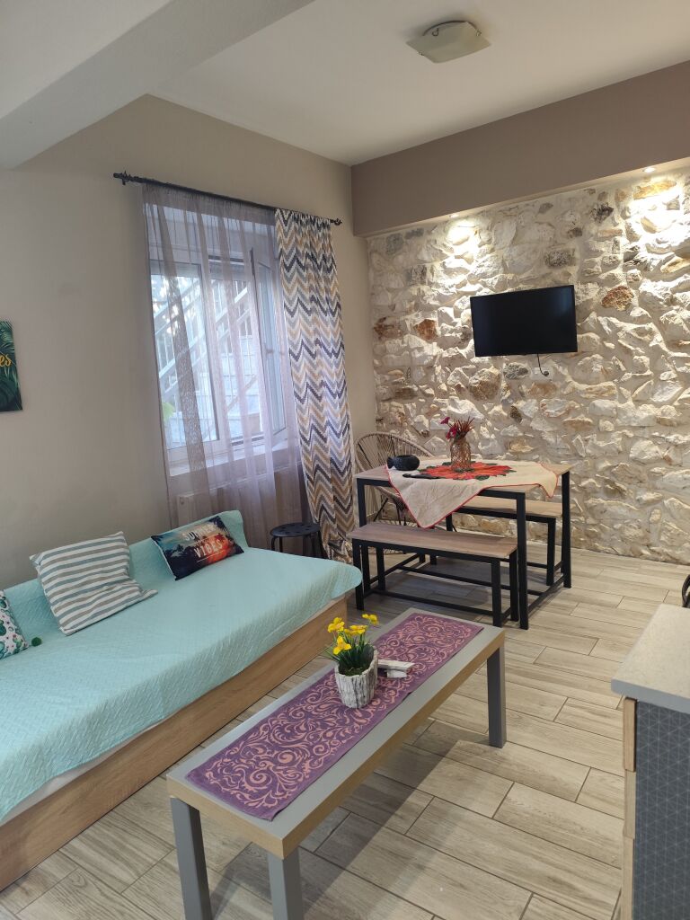 Vicky's Apartment 2, Limenas, Thassos