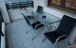 Katerina Villa, Potos