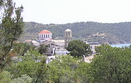 Katerina Villa, Potos